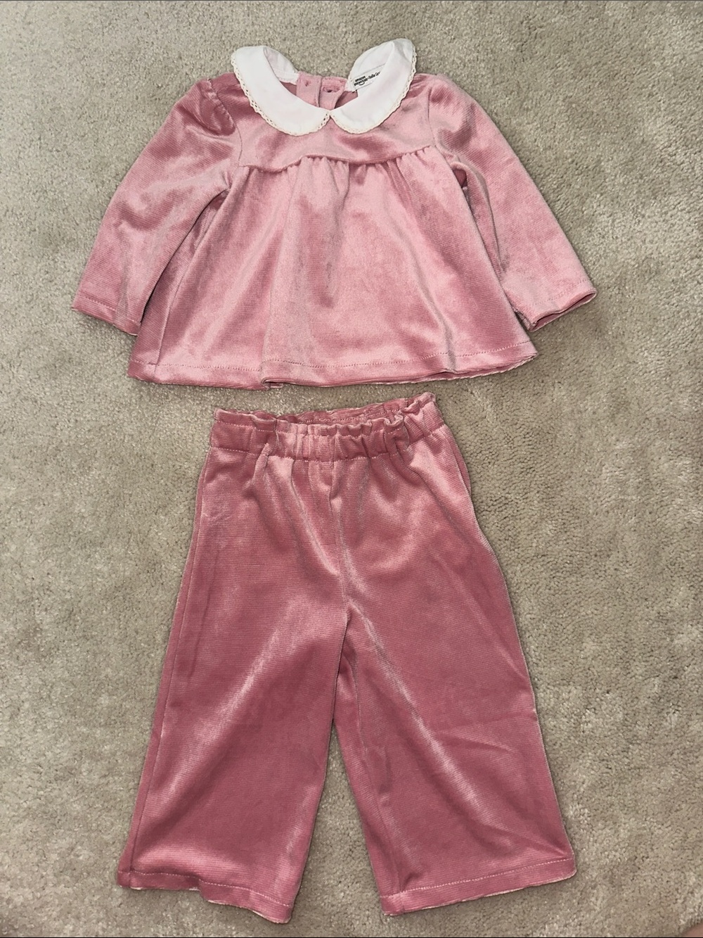Amazon Essentials x Sofia Grainge Baby Girl 6-9 month Corduroy Velour Set